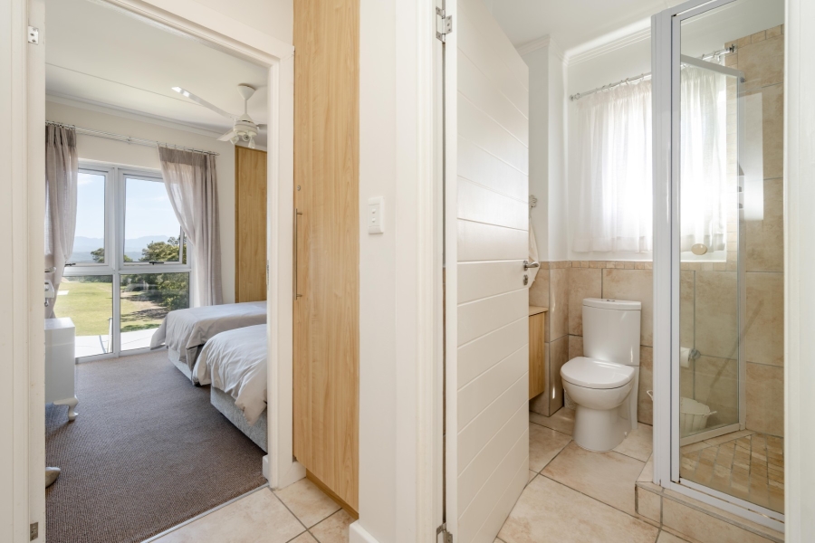 2 Bedroom Property for Sale in Thulana Hill Western Cape